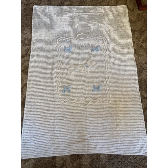 Chenille Bedspread with Scottie Dogs & Blue Bows 45"x66" Vintage - Picture 8 of 16